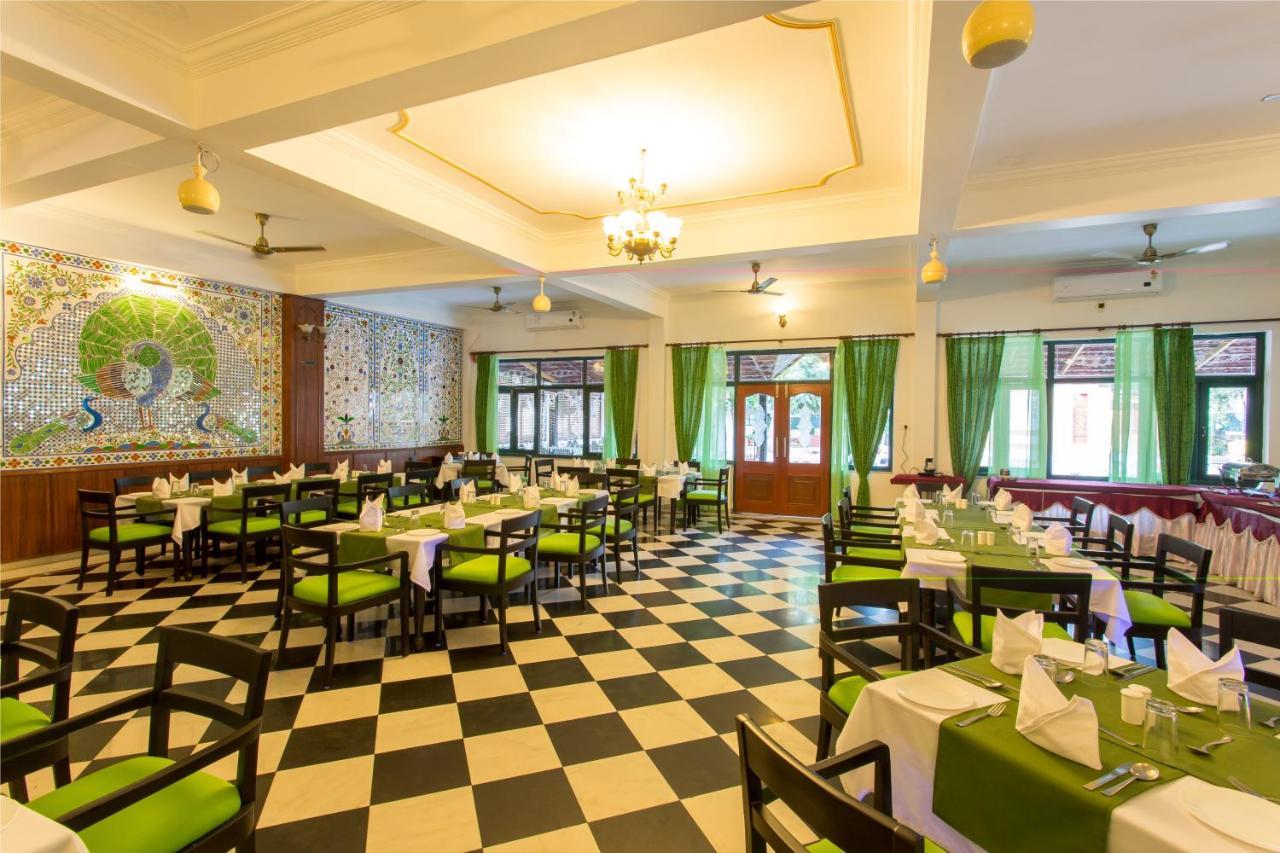 Amantra Shilpi Resort & Spa Udaipur Exterior foto